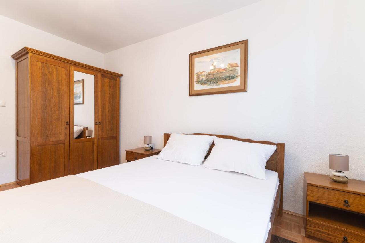 Beachfront Calm Sea Apartman