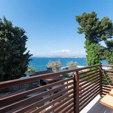 Beachfront Apartments Calm Sea Preko Exterior foto